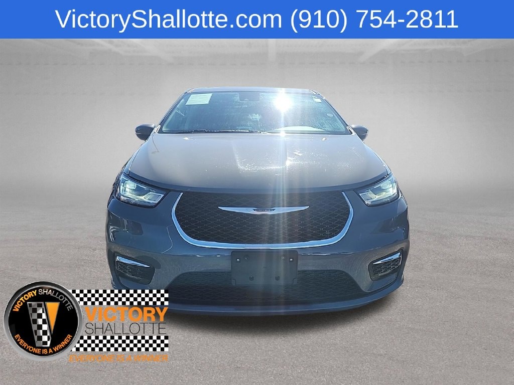 Certified 2023 Chrysler Pacifica Plug-In Hybrid Touring L Van Passenger Van
