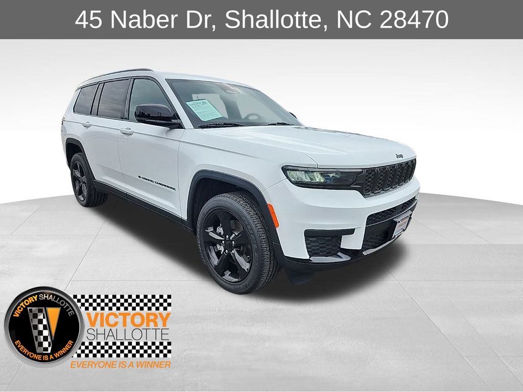 2023 Jeep Grand Cherokee L Altitude's photo