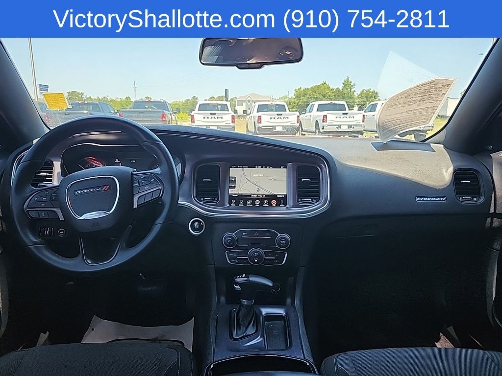 Used 2016 Dodge Charger SXT Sedan