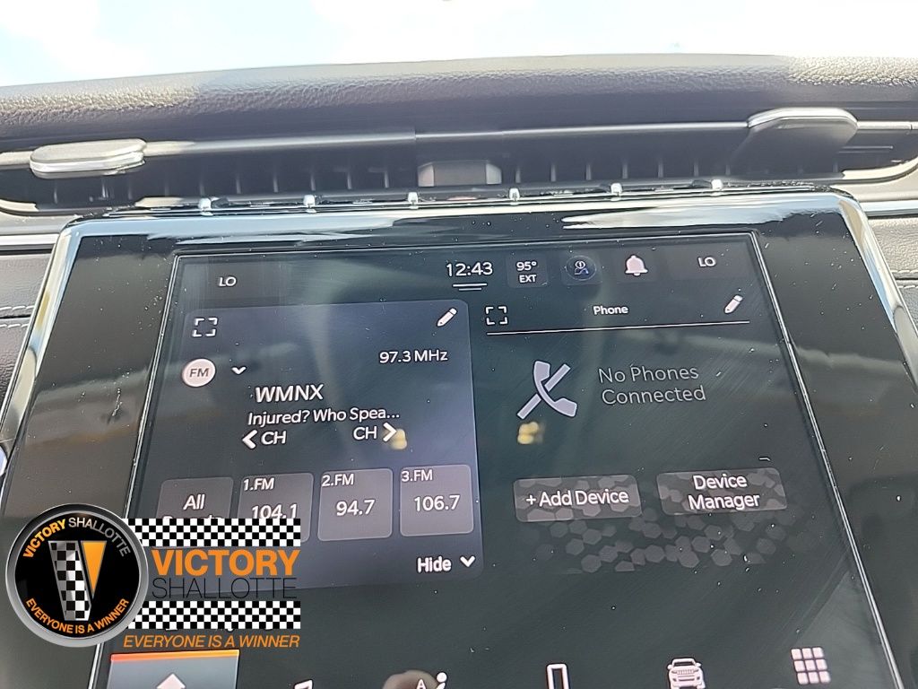 2023 Jeep Grand Cherokee Laredo - Photo 28