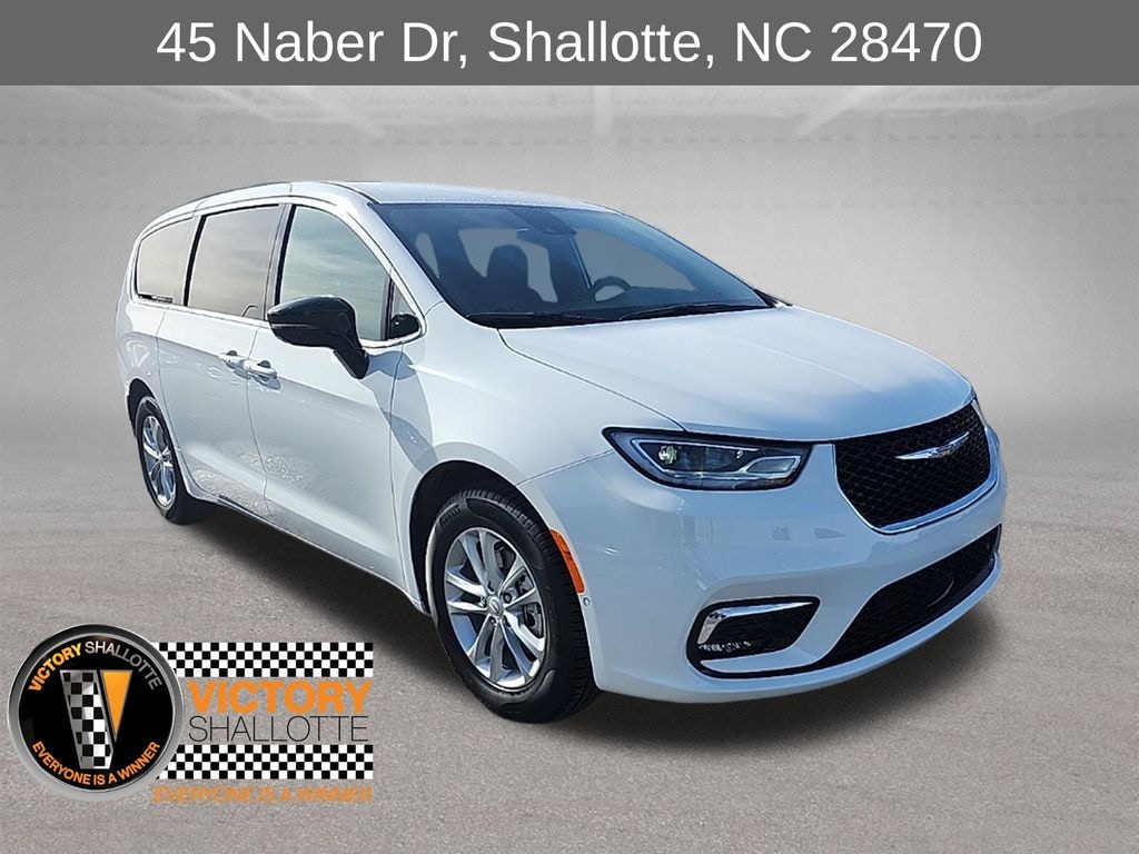 New 2026 Chrysler Pacifica SELECT Passenger Van