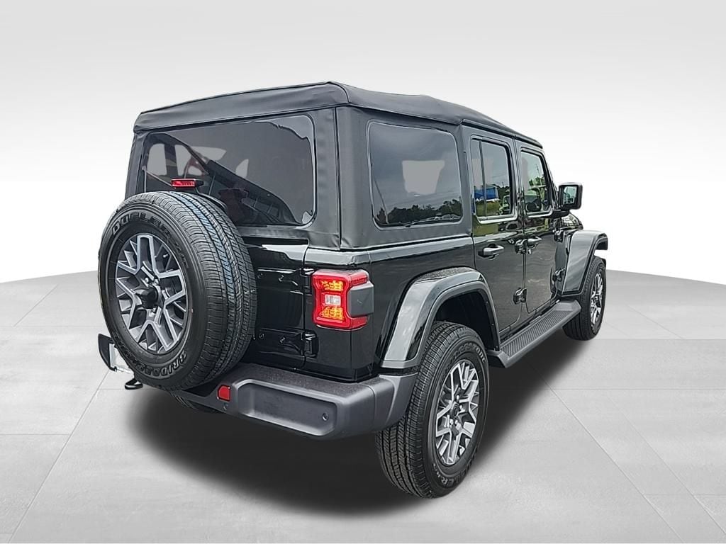 2025 Jeep Wrangler 4-Door Sahara - Photo 10