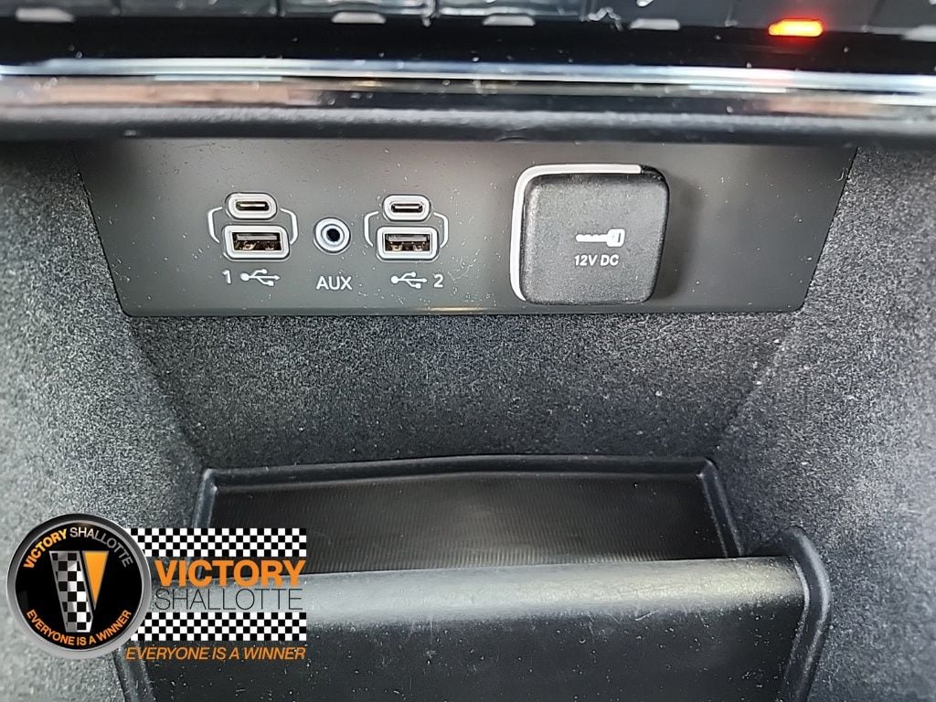 2023 Jeep Grand Cherokee Laredo - Photo 30