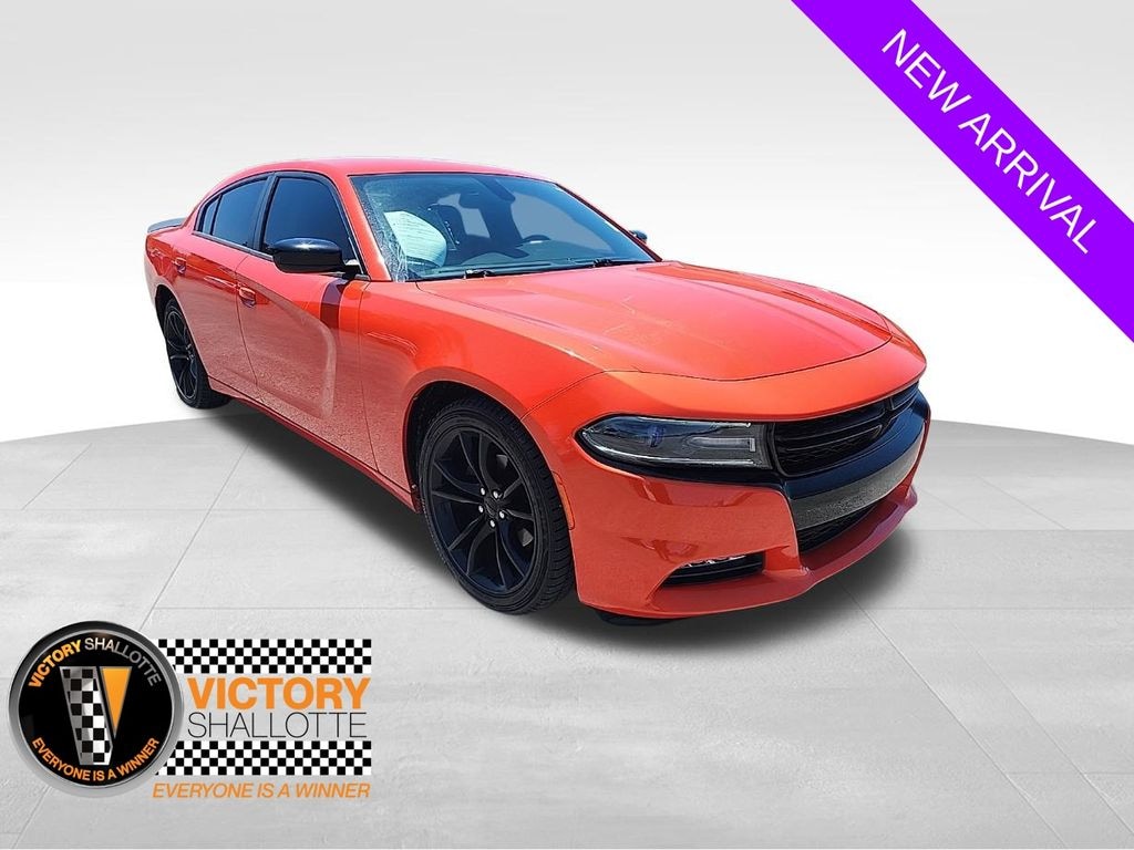 Used 2016 Dodge Charger SXT Sedan