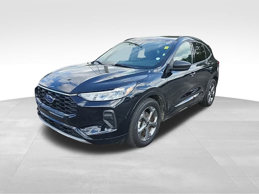 2023 Ford Escape ST-Line photo 3