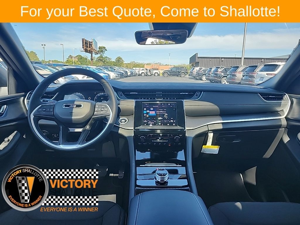 New 2026 Jeep Grand Cherokee LAREDO X 4X2 Sport Utility