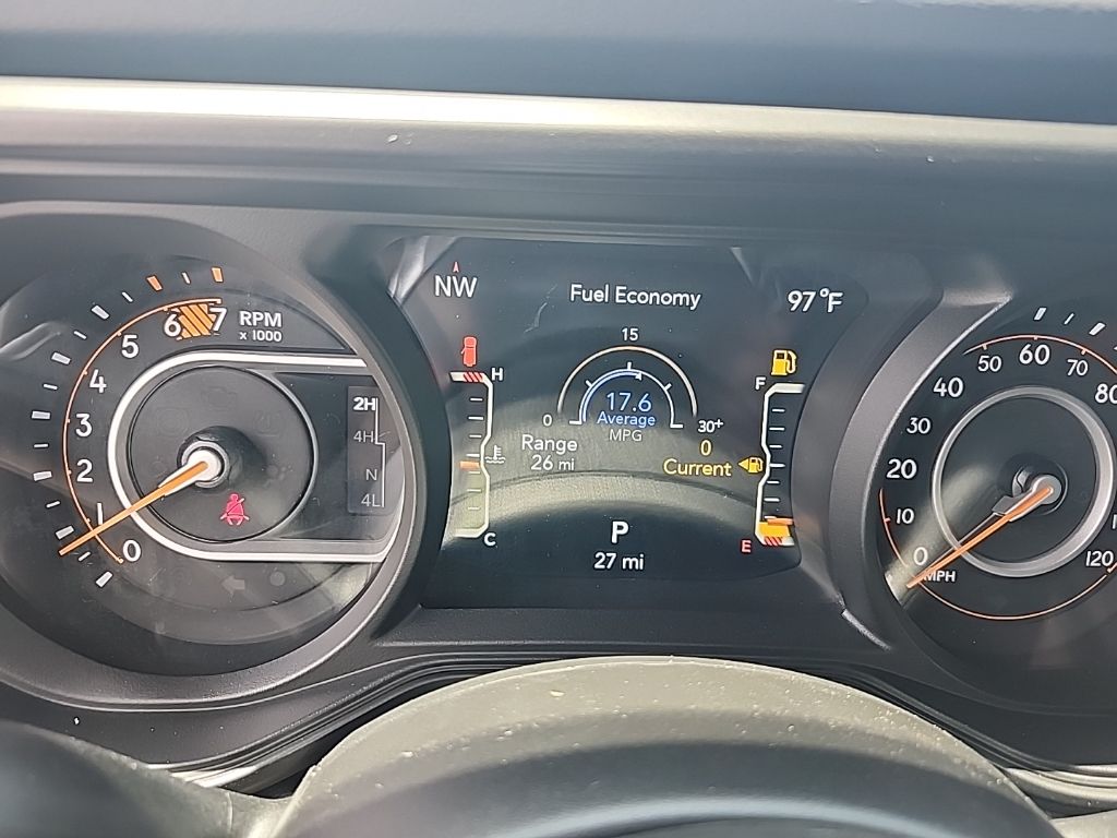 2025 Jeep Wrangler 4-Door Sahara - Photo 26