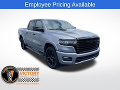 2025 Ram 1500 LARAMIE CREW CAB 4X4 5'7 BOX Pickup
