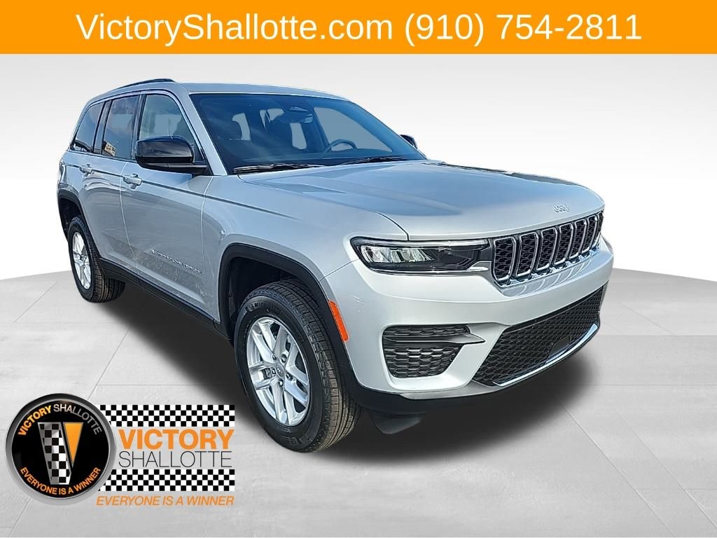 New 2025 Jeep Grand Cherokee LAREDO X 4X2 Sport Utility