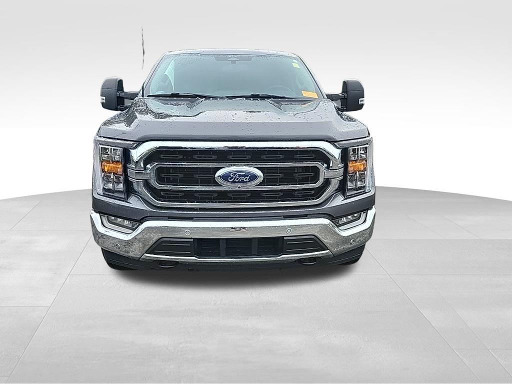 2022 Ford F-150 XLT photo 2
