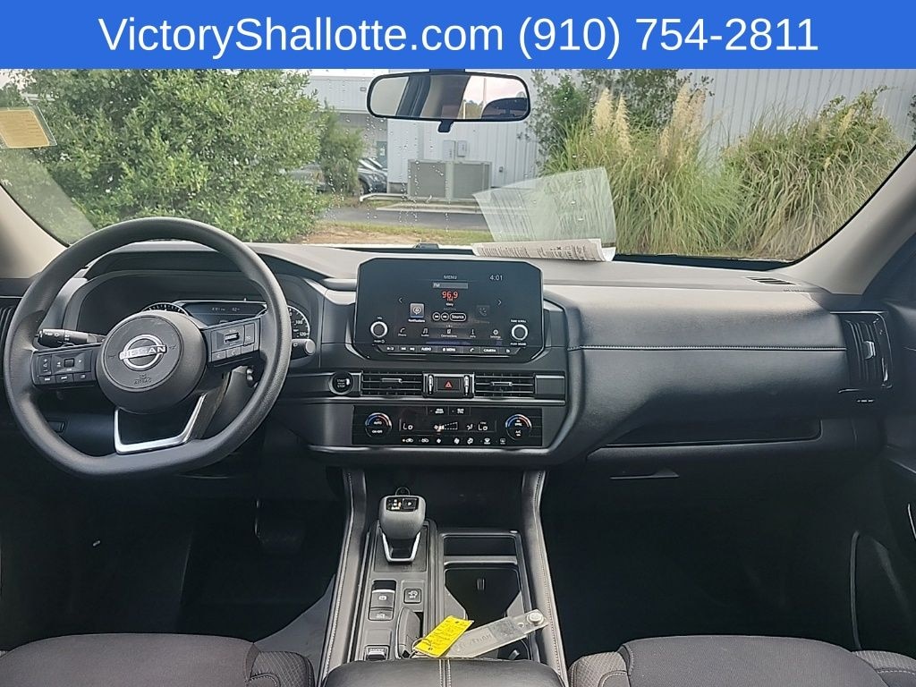 Used 2025 Nissan Pathfinder S SUV