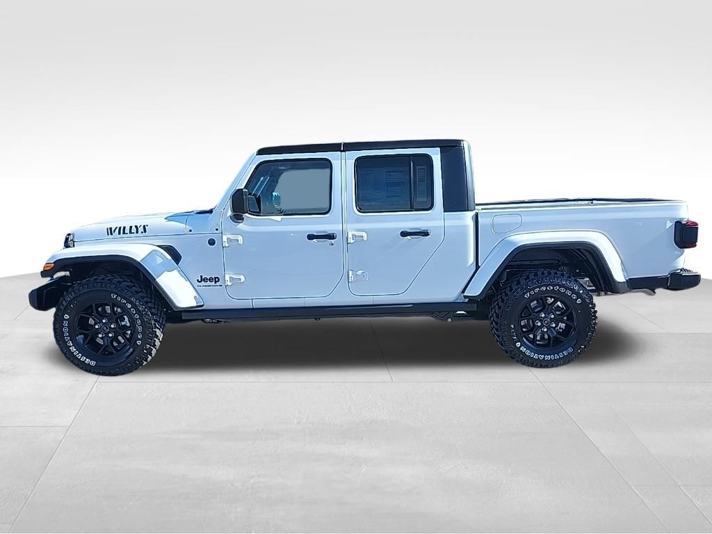 2026 Jeep Gladiator Willys photo 4