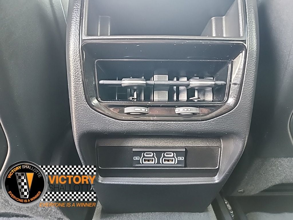 2023 Jeep Grand Cherokee Laredo - Photo 19