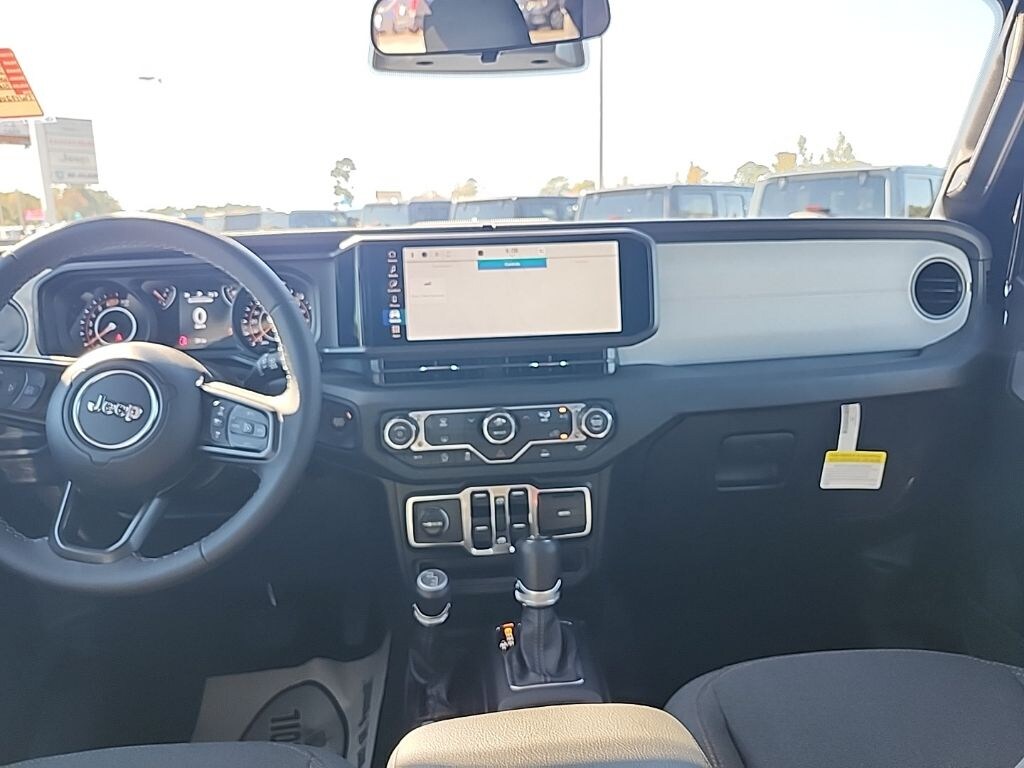 New 2026 Jeep Wrangler 4-DOOR SPORT S Sport Utility