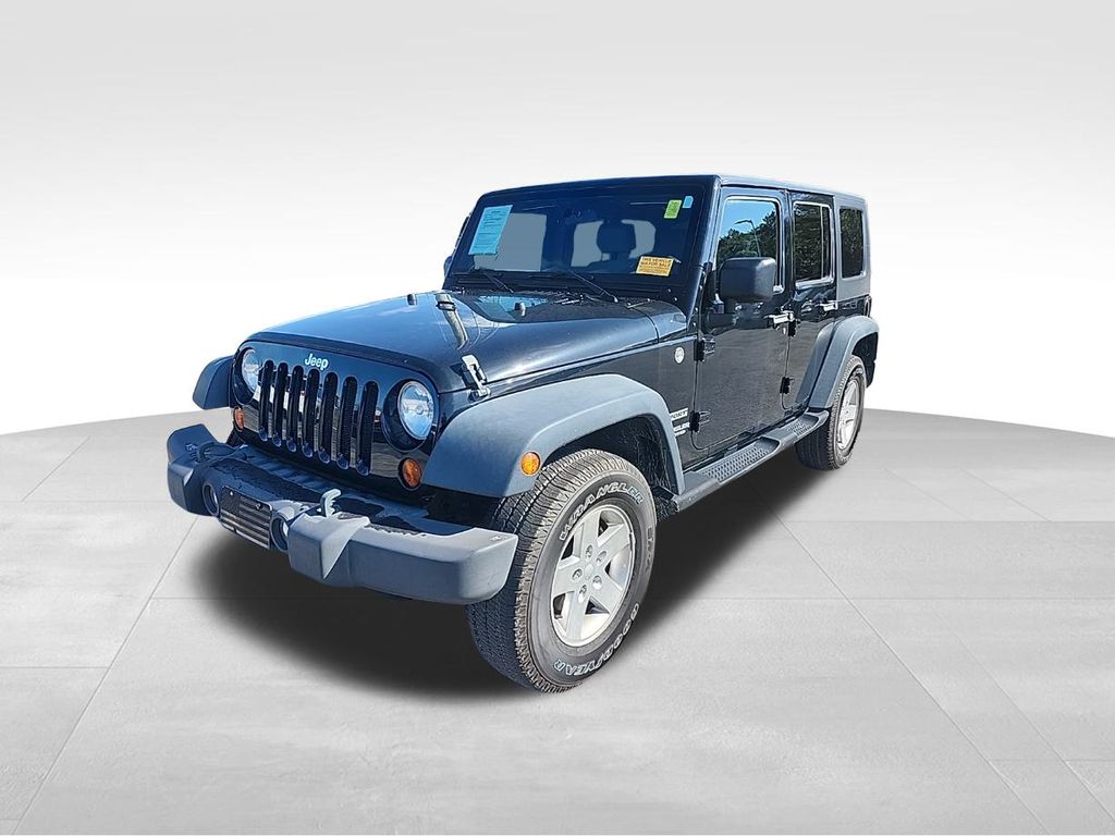 2010 Jeep Wrangler Unlimited Sport photo 3