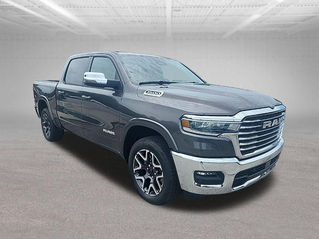 New 2026 Ram 1500 LARAMIE CREW CAB 4X4 5'7 BOX Pickup