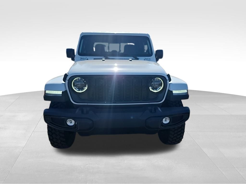 2026 Jeep Gladiator Willys photo 2