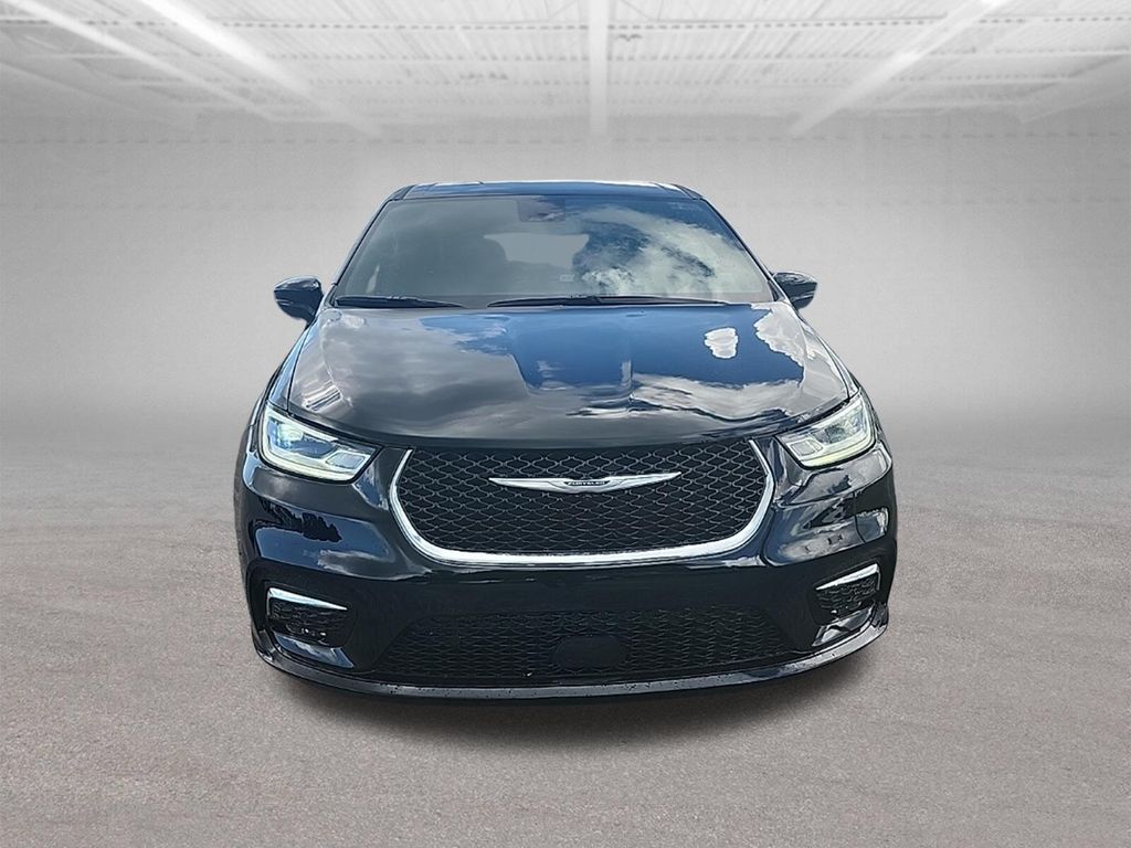 2026 Chrysler Pacifica Select - Photo 6
