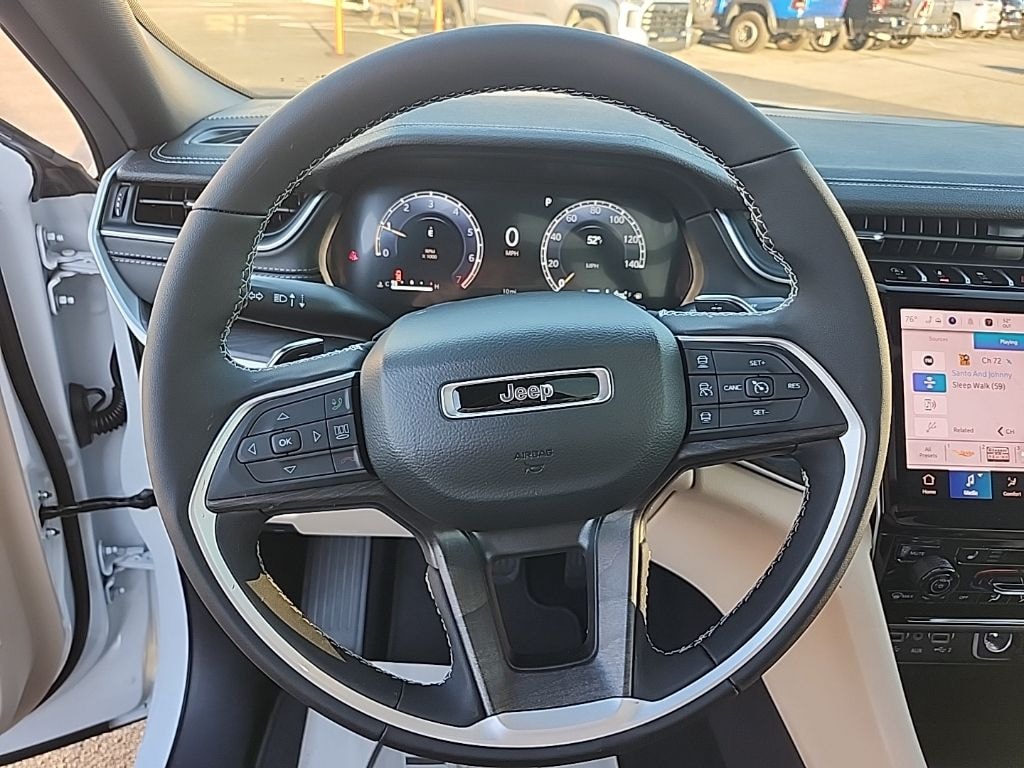 New 2025 Jeep Grand Cherokee LIMITED 4X2 Sport Utility