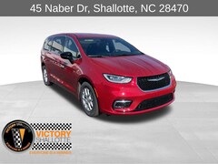 2026 Chrysler Pacifica SELECT Passenger Van