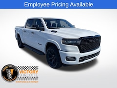 2025 Ram 1500 BIG HORN CREW CAB 4X4 5'7 BOX Pickup