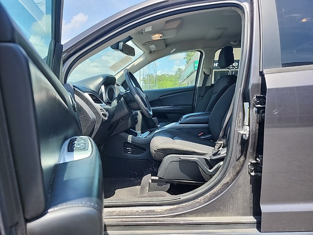 2019 Dodge Journey SE - Photo 16