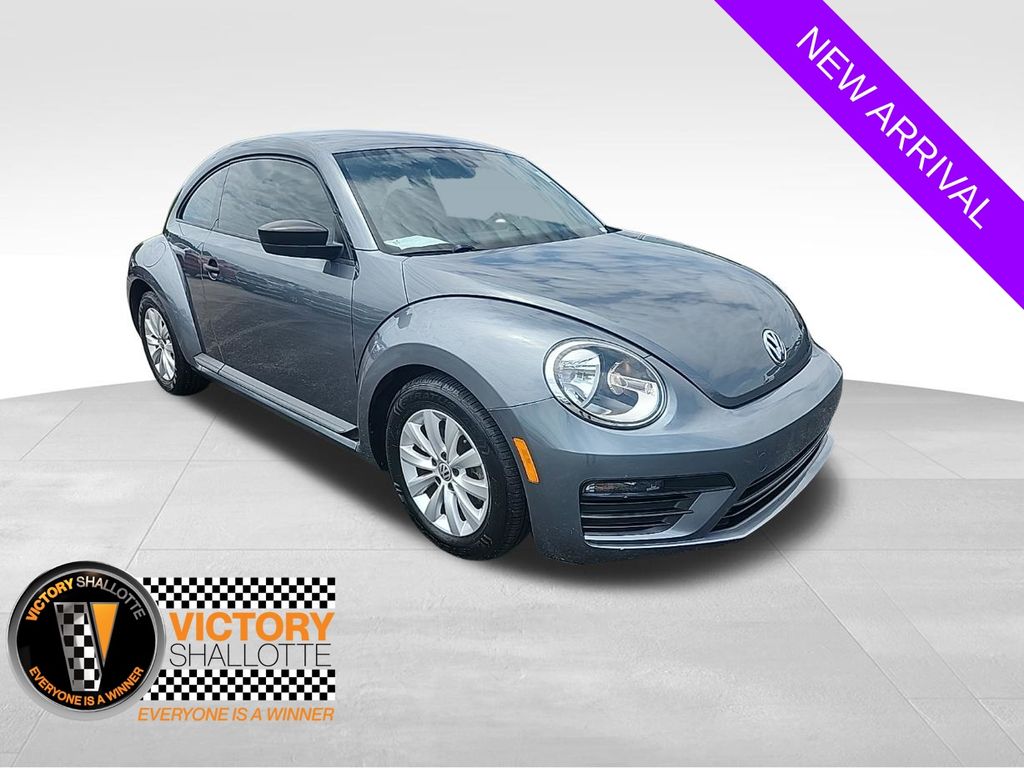 2017 Volkswagen Beetle 1.8T S Auto's photo