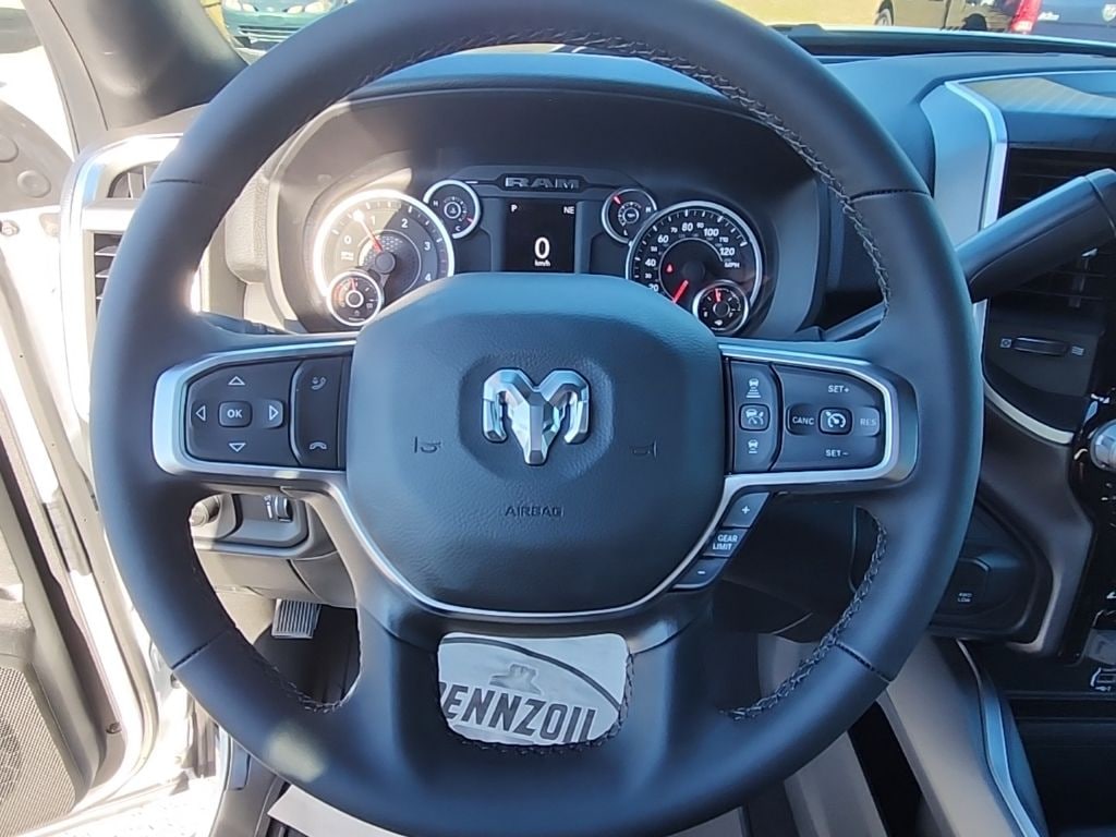 New 2026 Ram 2500 BIG HORN CREW CAB 4X4 6'4 BOX Pickup