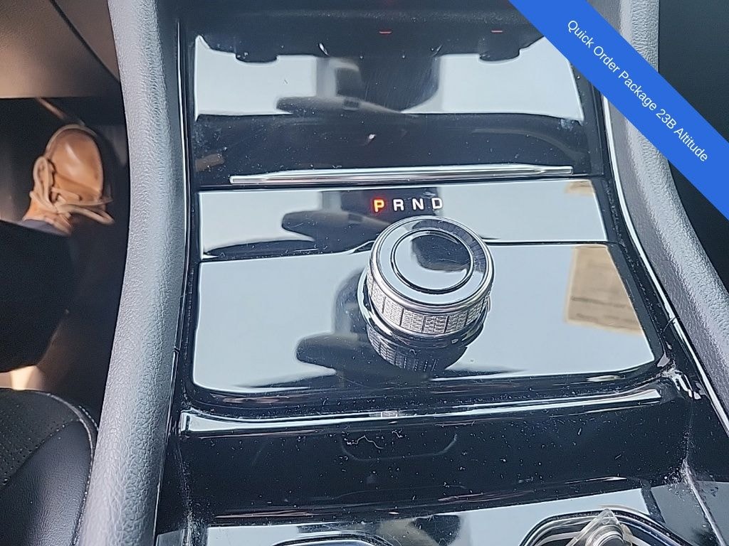 Certified 2023 Jeep Grand Cherokee Laredo SUV