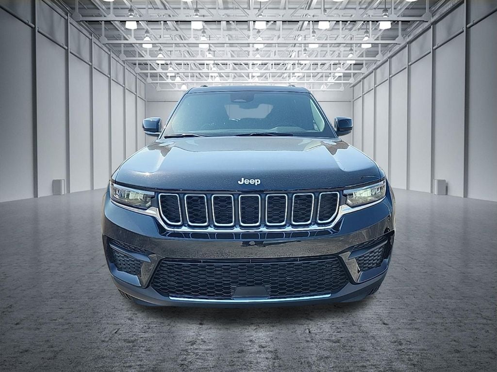 New 2026 Jeep Grand Cherokee LAREDO X 4X2 Sport Utility
