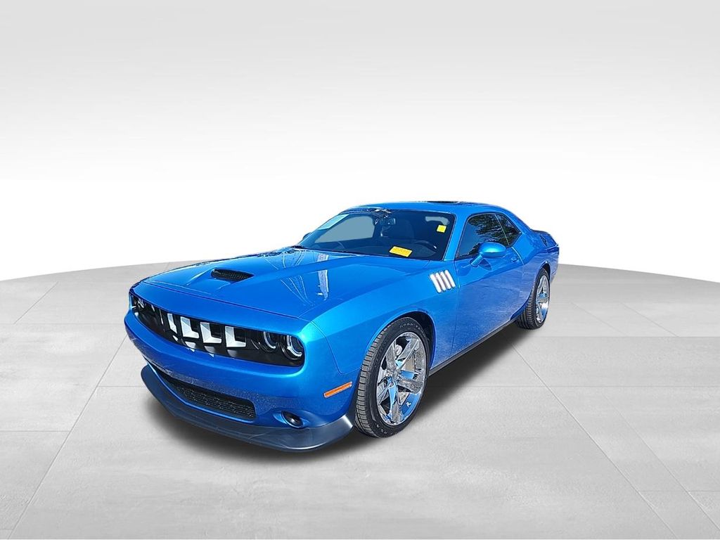 2023 Dodge Challenger R/T photo 4