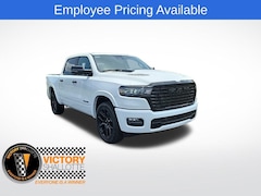 2025 Ram 1500 LARAMIE CREW CAB 4X4 5'7 BOX Pickup