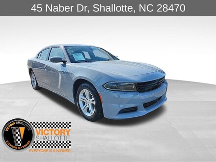 2022 Dodge Charger SXT Sedan