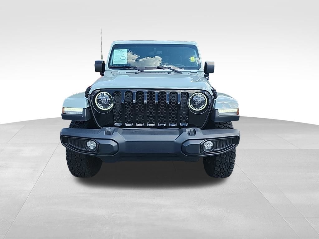 2023 Jeep Gladiator Willys photo 2