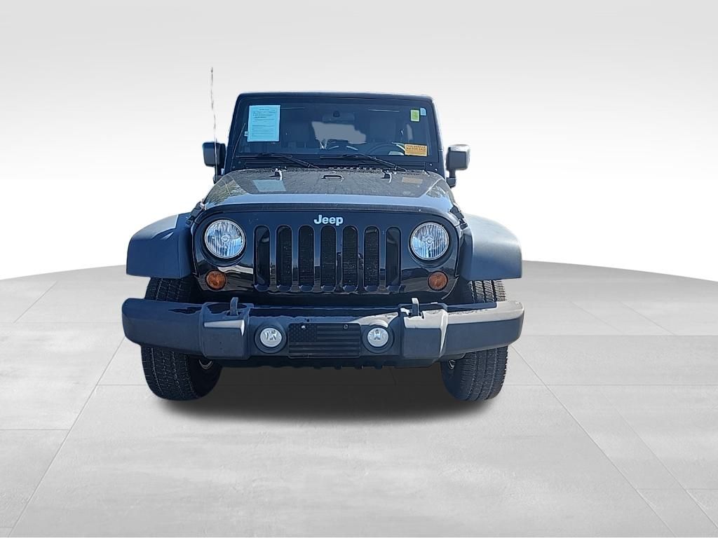 2010 Jeep Wrangler Unlimited Sport photo 2
