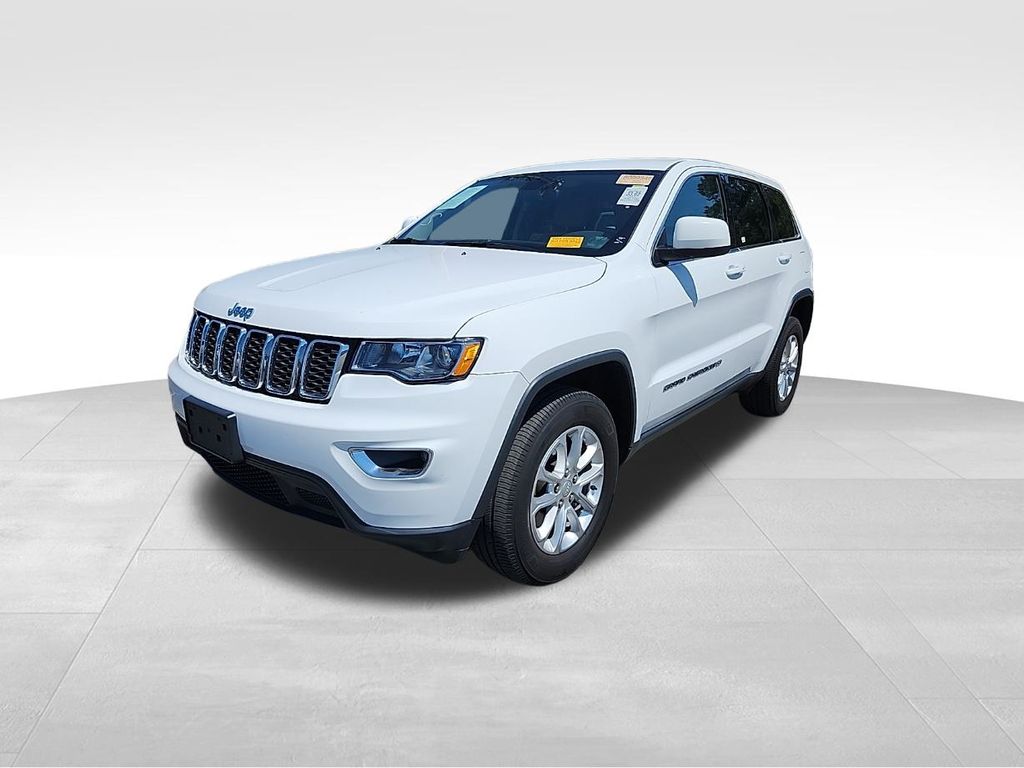 2022 Jeep Cherokee Laredo photo 3