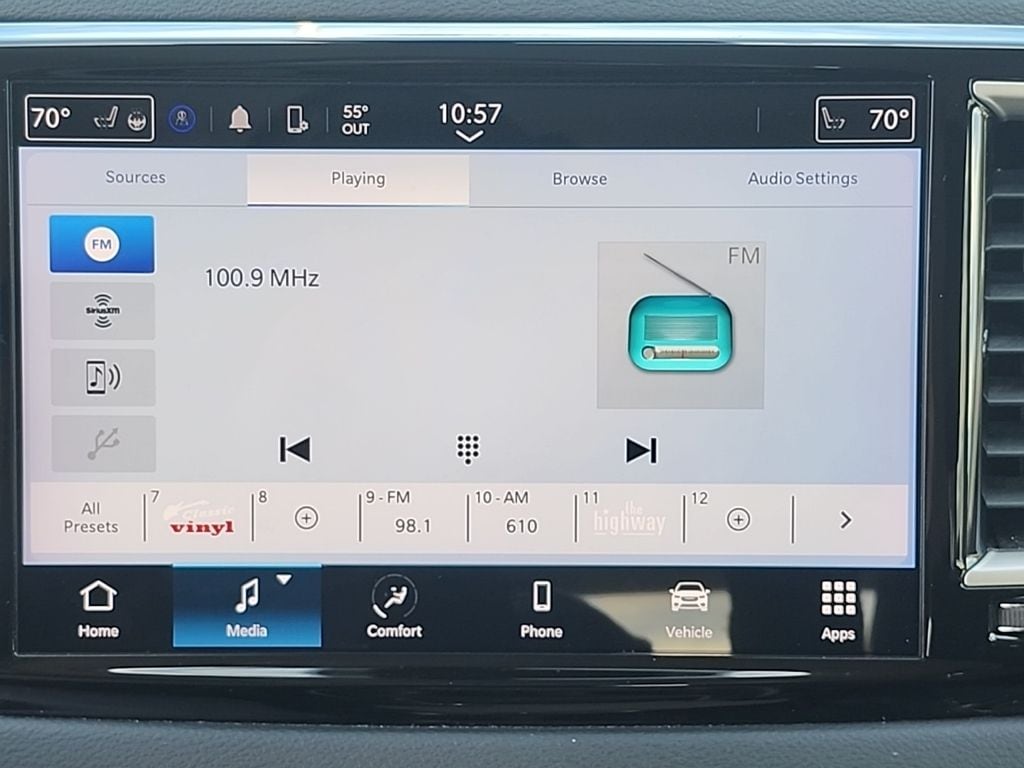 Used 2023 Chrysler Pacifica Touring L Van Passenger Van