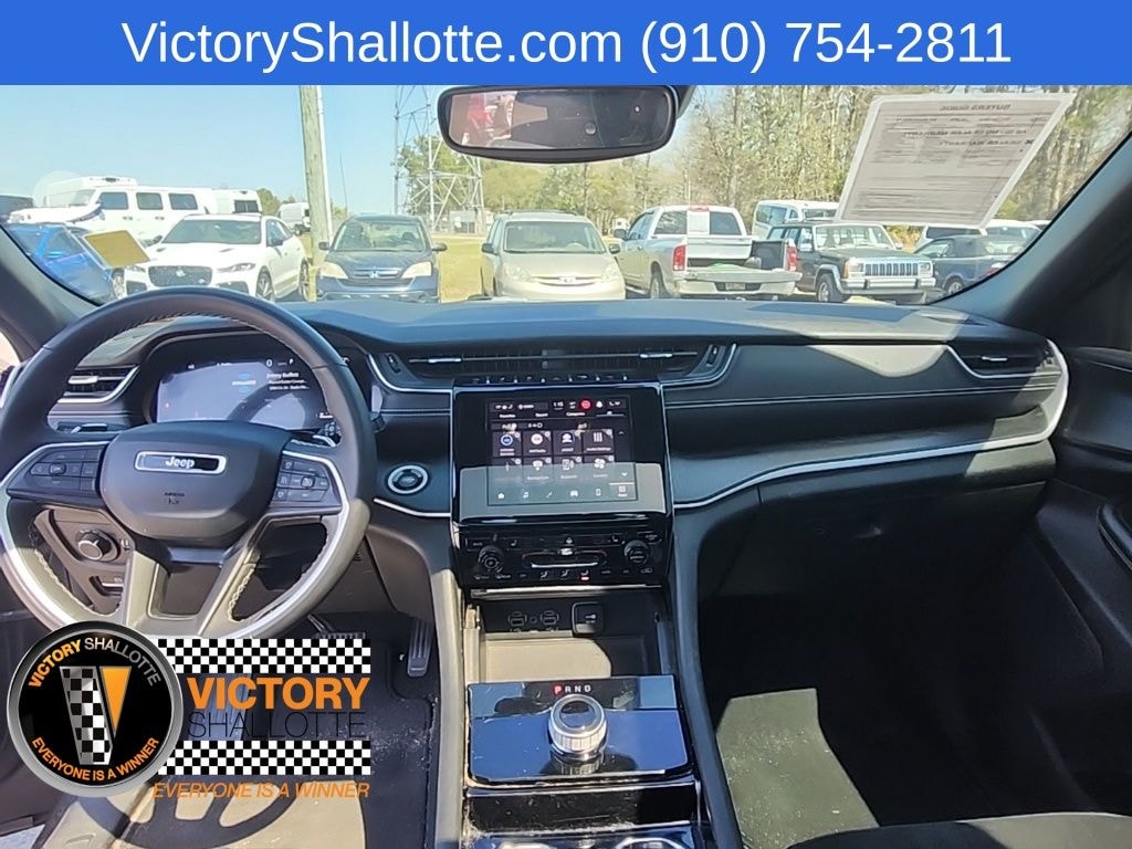 Certified 2023 Jeep Grand Cherokee Laredo SUV