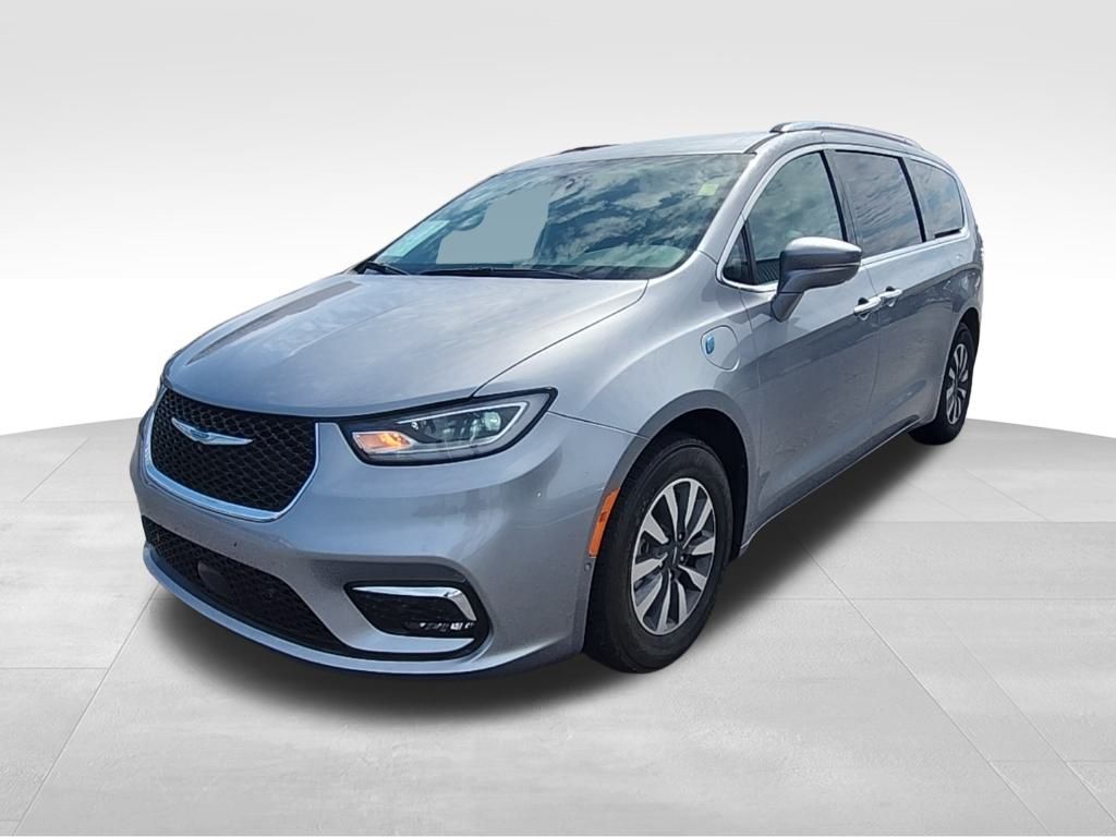 2021 Chrysler Pacifica Hybrid Touring L photo 3