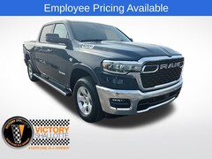 2026 Ram 1500 BIG HORN CREW CAB 4X4 5'7 BOX Pickup