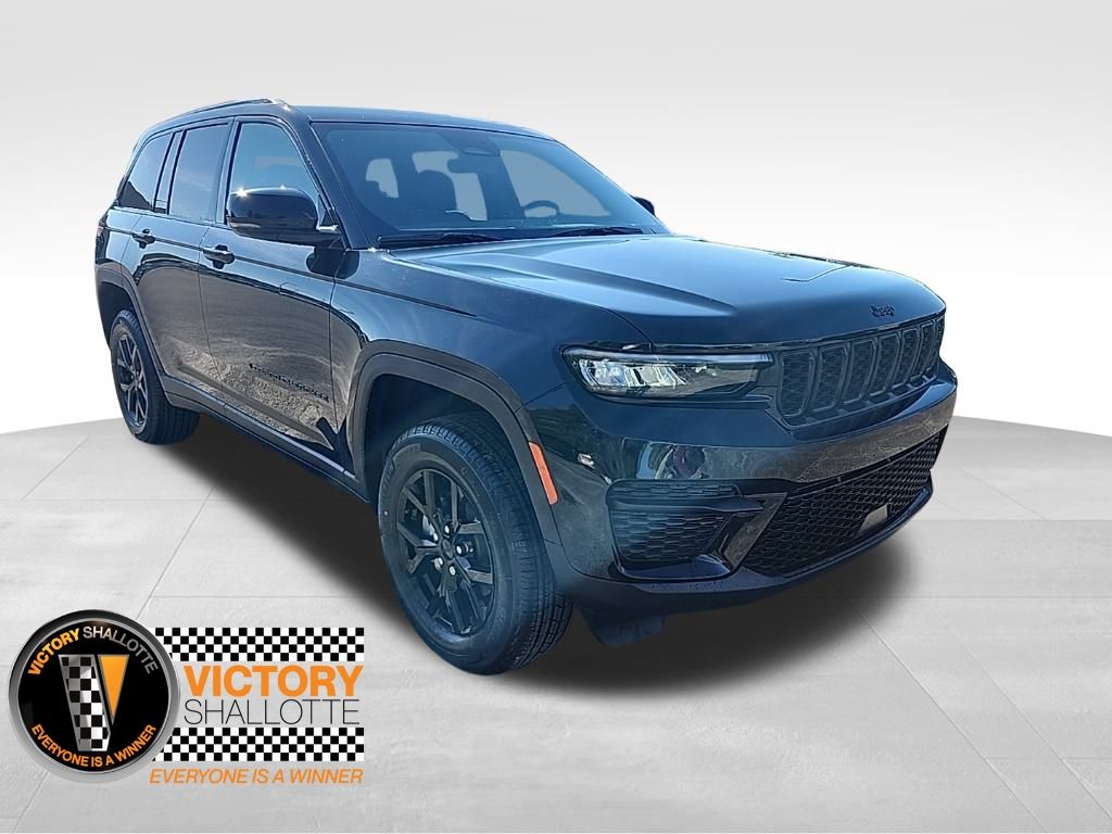 2025 Jeep Grand Cherokee Altitude's photo