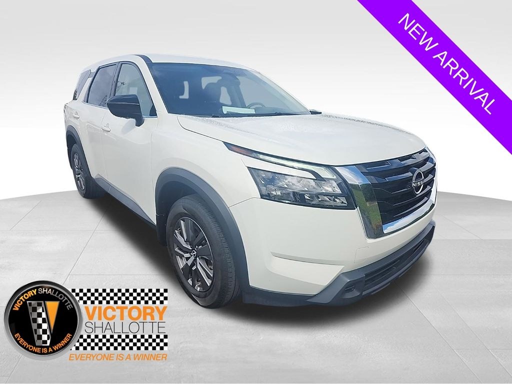 Used 2025 Nissan Pathfinder S SUV