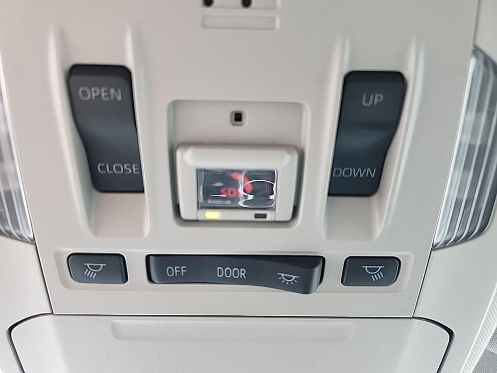 2022 Toyota Highlander XLE photo 4