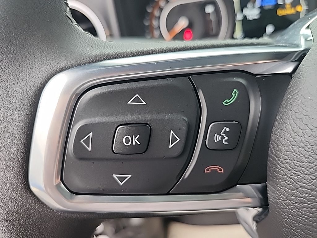 2025 Jeep Wrangler 4-Door Sahara - Photo 29