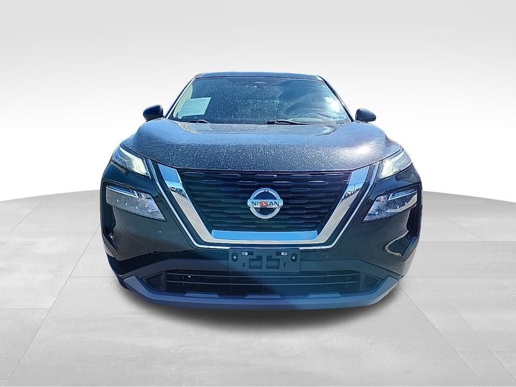2021 Nissan Rogue SV photo 2