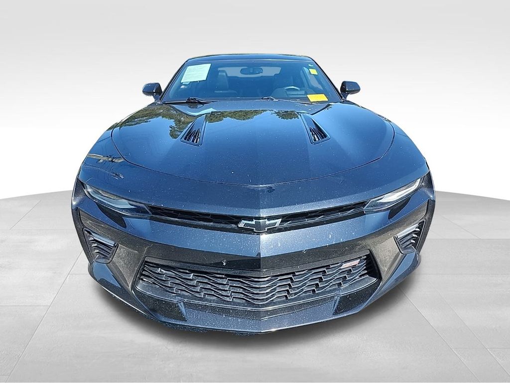 2018 Chevrolet Camaro 2SS photo 2