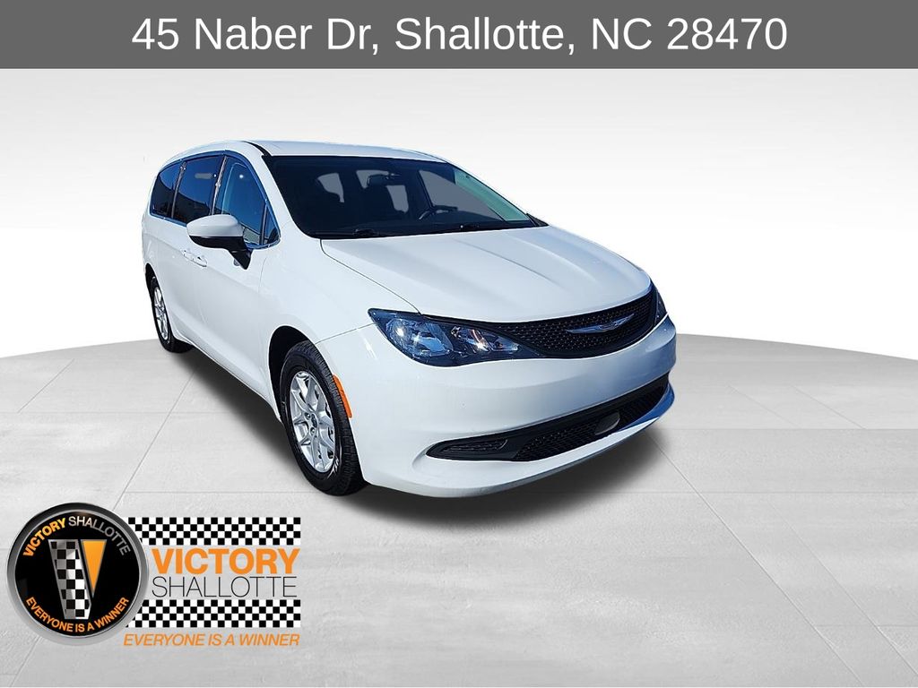 2022 Chrysler Voyager Van Passenger Van 