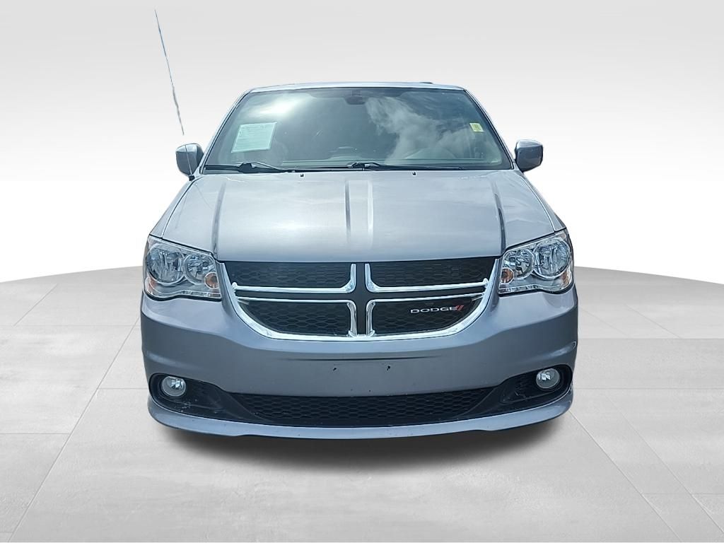 2020 Dodge Grand Caravan SXT photo 2