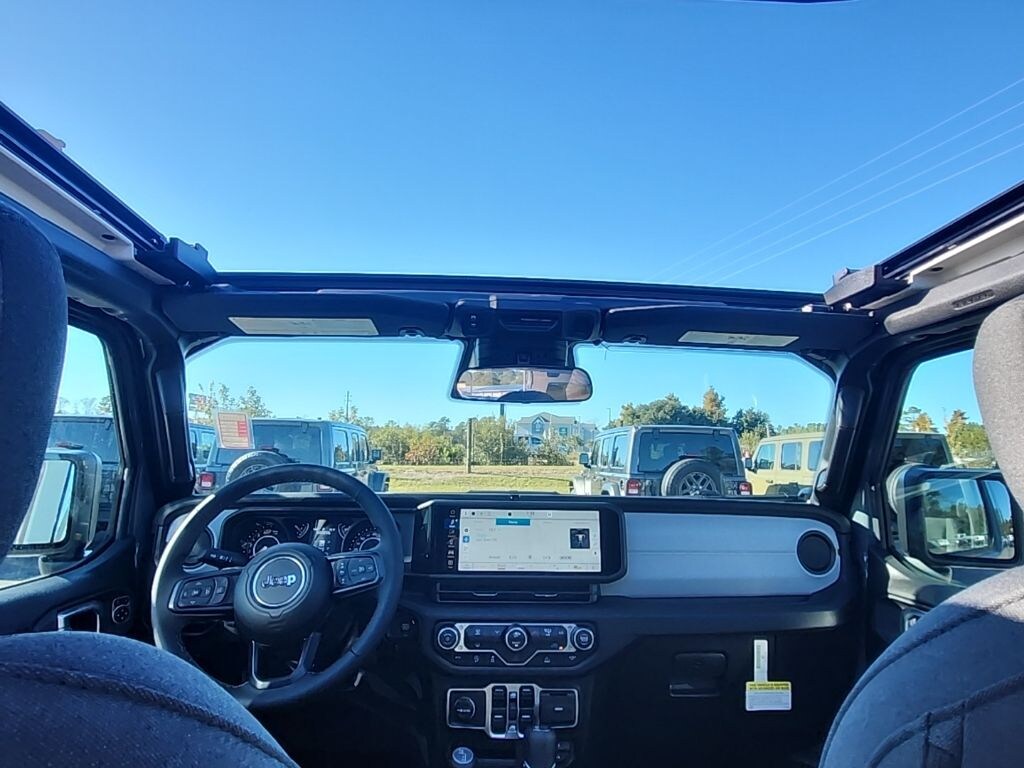 New 2026 Jeep Wrangler 4-DOOR SPORT S Sport Utility