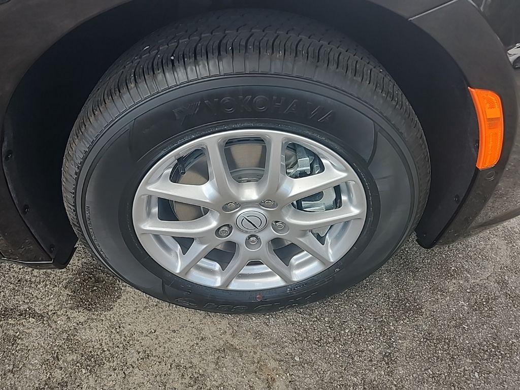 2026 Chrysler Pacifica Select - Photo 13